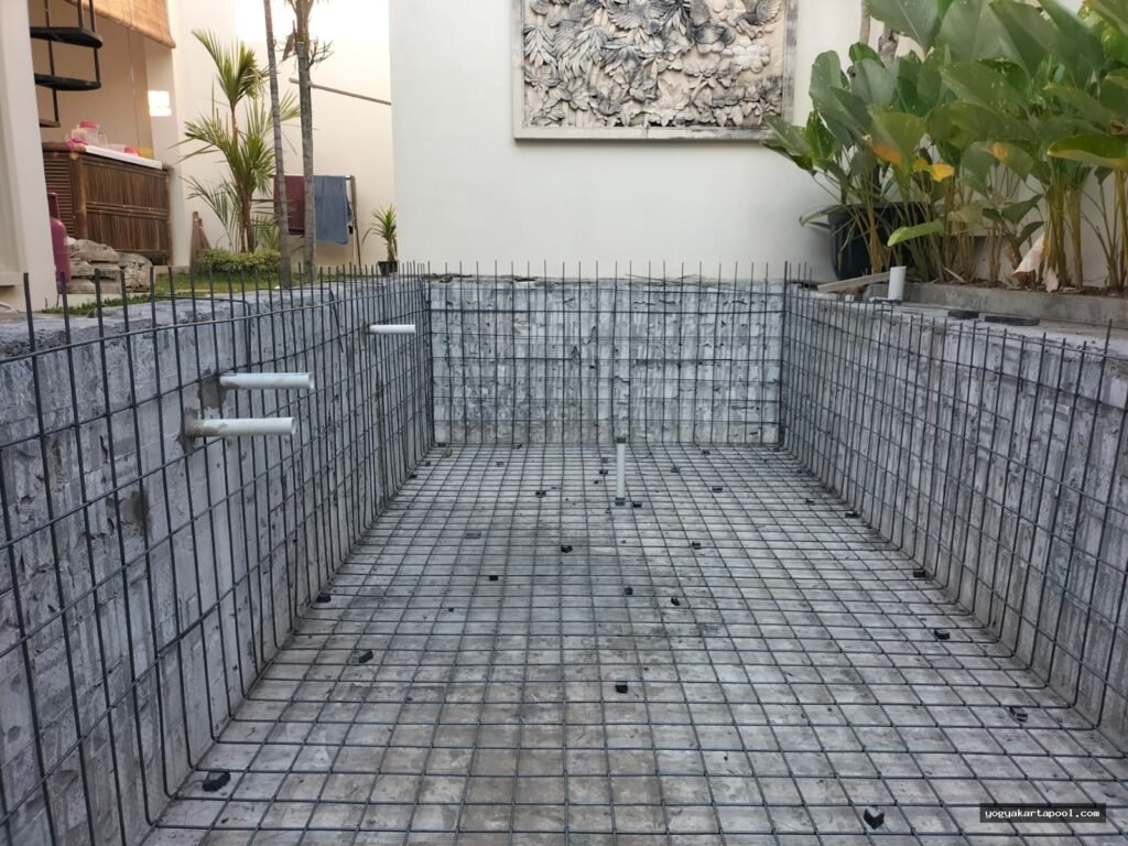 Jasa Renovasi Kolam Renang Profesional Bergaransi sanden - Jasa Renovasi Kolam Renang Profesional Bergaransi sanden Bergaransi